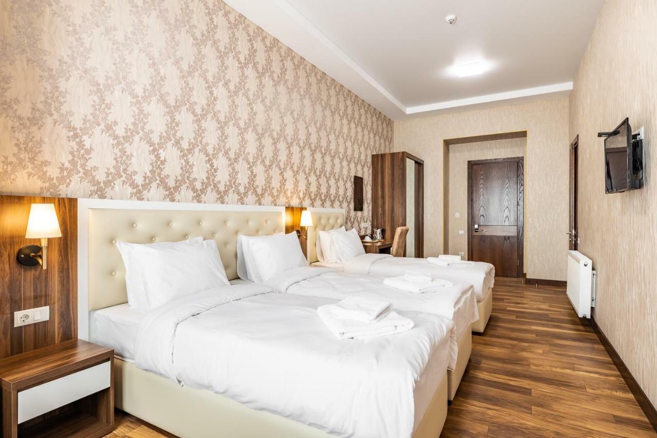 Ornament Hotel Tbilisi Exterior photo